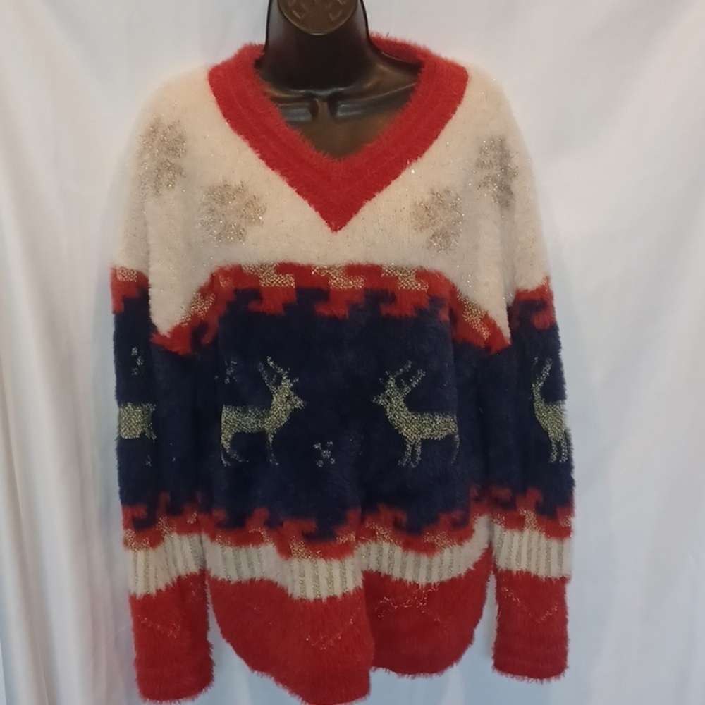 J. NNA Fuzzy Christmas Sweater Large